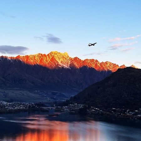 Views On Florence Queenstown Buitenkant foto
